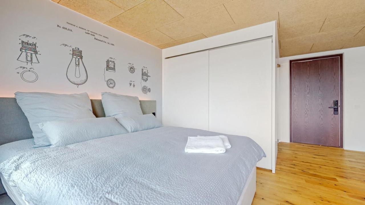 Evi's & 3* Bern